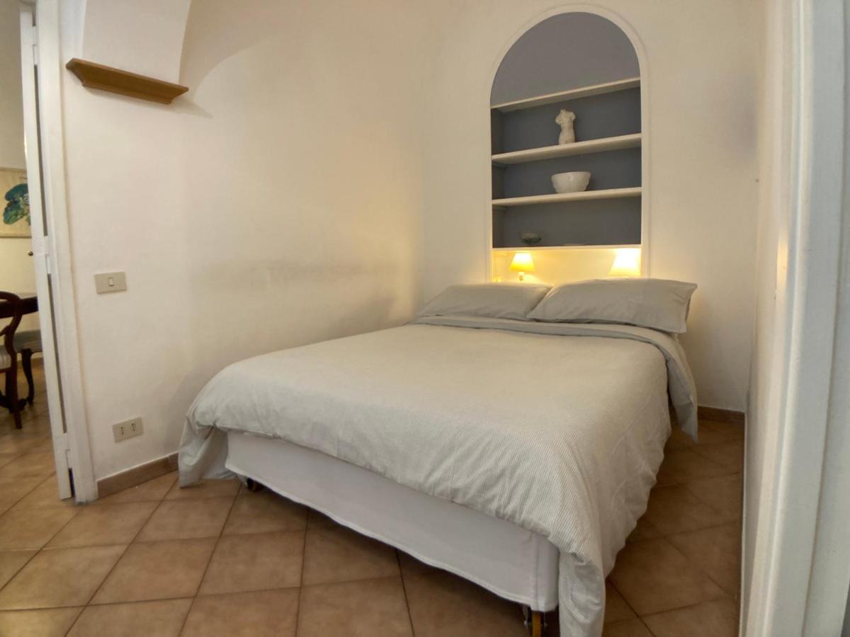 Maison Vivalda In Piazza Navona Rom Exteriör bild